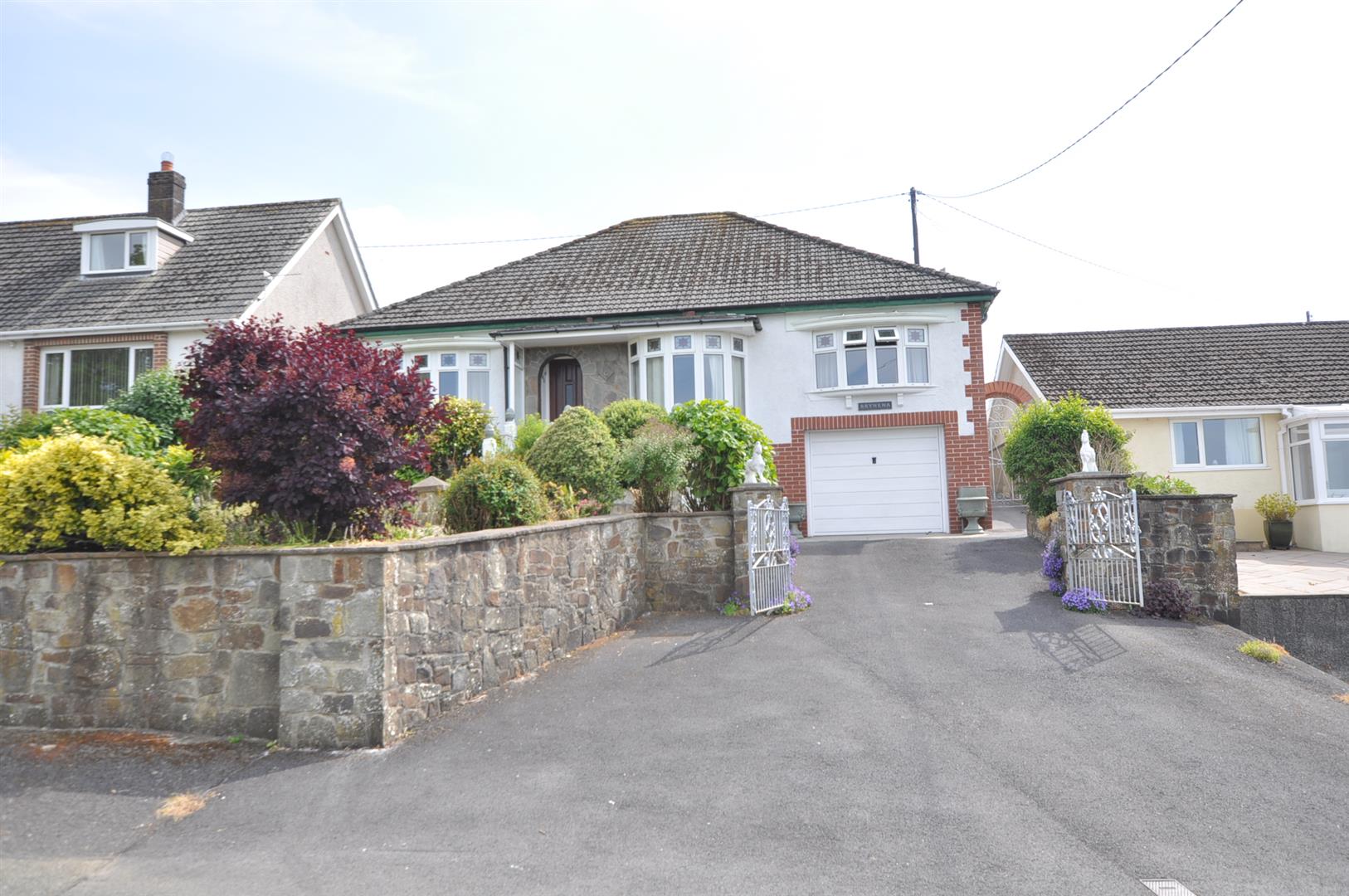 Terry Thomas & Co Estate Agents in Carmarthenshire West Wales